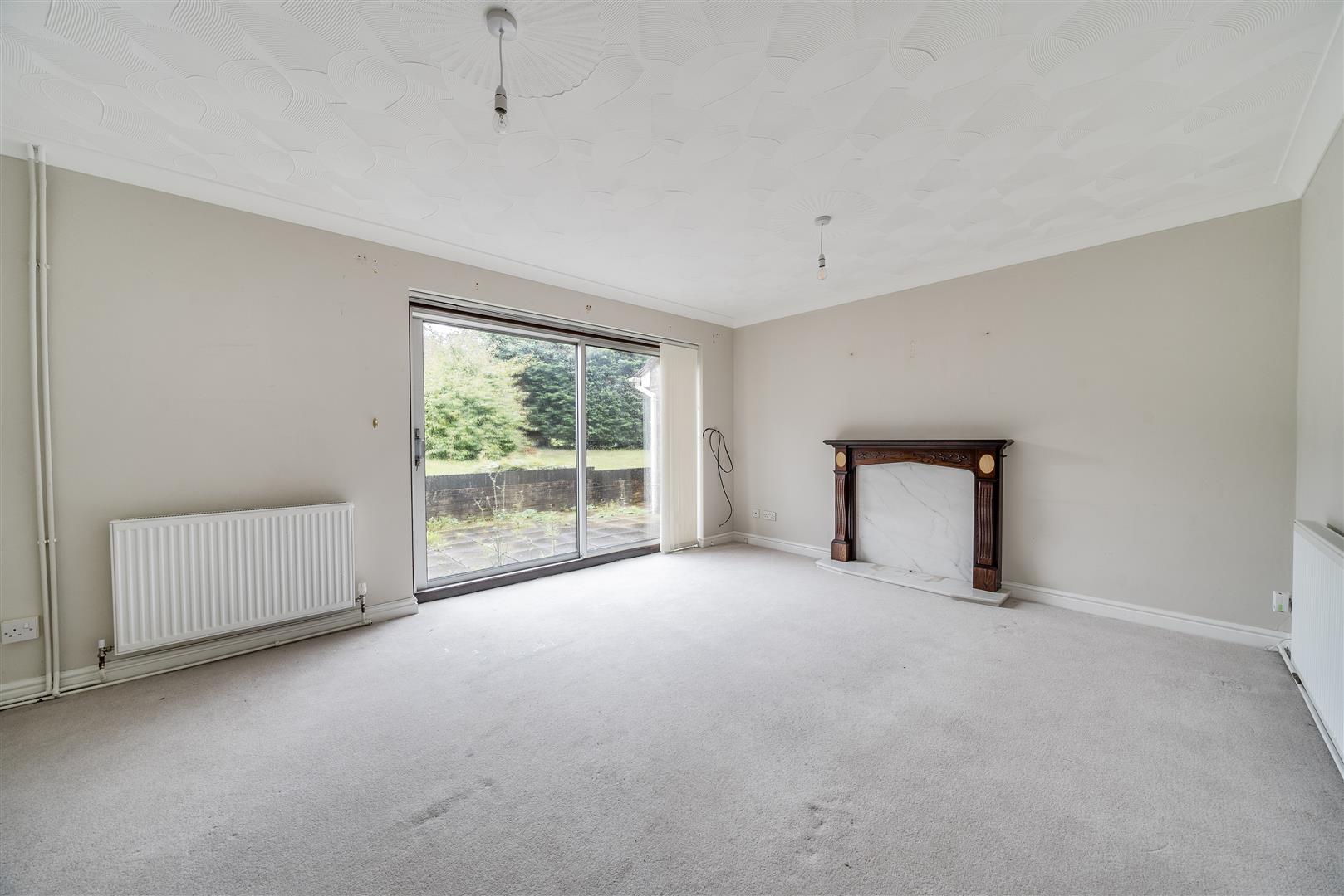 Clare Court, Loughor, Swansea, SA4 6UH
